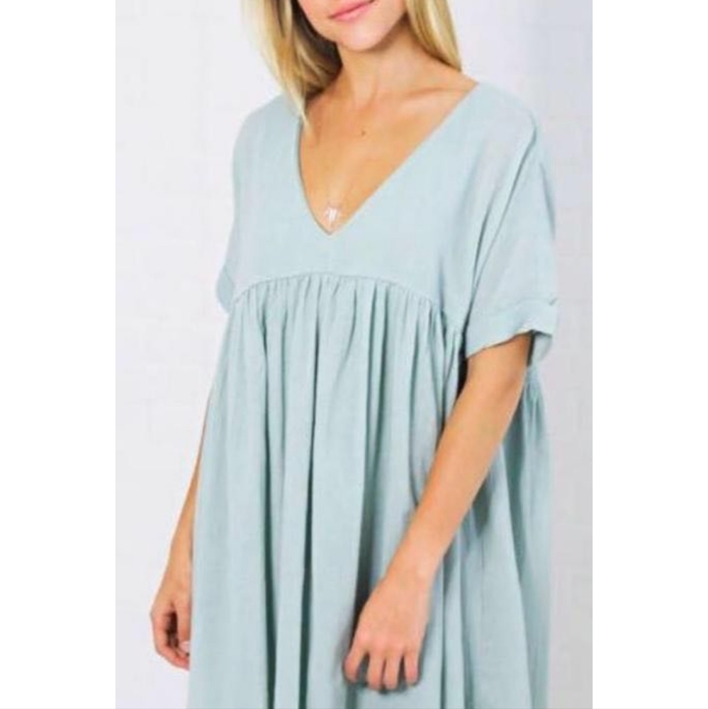 Listicle Mint blue green Short Sleeve Smocked Tunic